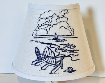 Luz de noche bordada con vista al mar HECHA A PEDIDO (otros colores disponibles)