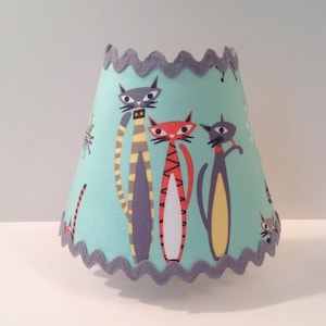 MADE TO ORDER Atomic Cats Night Light