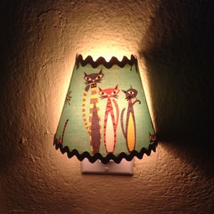 MADE TO ORDER Atomic Cats Night Light image 3