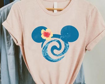 Disney Moana Shirt, Island Adventure Graphic Tee, Tropical Princess Vibes, Ocean Spirit Outfit, Fun Vacation or Theme Park Look