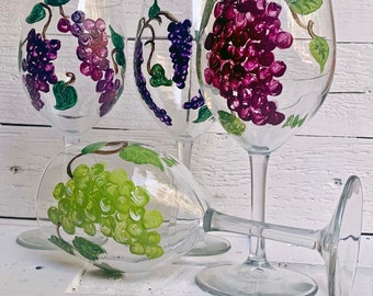 Vineyard Wine Glasses with Painted Grapes, 4pc, Purple, Black, Red, Green, Wine Lovers Gift, Drinking Glasses, Tasting Party, Party Glasses