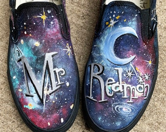 Personnalisé à la main peint Western Rodeo Cowboy chaussures VANS pour femme, colorées aztèque Tribal Design Slip ons pour Cowgirls Americana étoiles Personnalisé à la main peint Western Rodeo Cowboy chaussures VANS pour femme, colorées aztèque Tribal Design Slip ons pour Cowgirls Americana étoiles