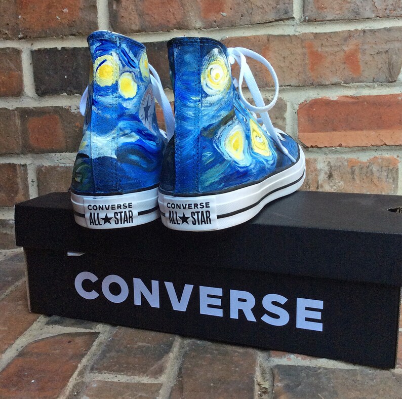 Volcan d’Hawaï et d’Hibiscus peint Converse, chaussures sur mesure Converse peint à la main, Design Tropical peint à cravate Match homme mariage Volcan d’Hawaï et d’Hibiscus peint Converse, chaussures sur mesure Converse peint à la main, Design Tropical peint à cravate Match homme mariage
