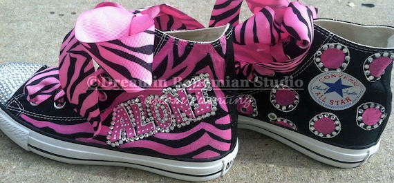 Højttaler patologisk Sui Buy Custom Bling Converse Shoes Hand Painted Black and Fuchsia Online in  India - Etsy