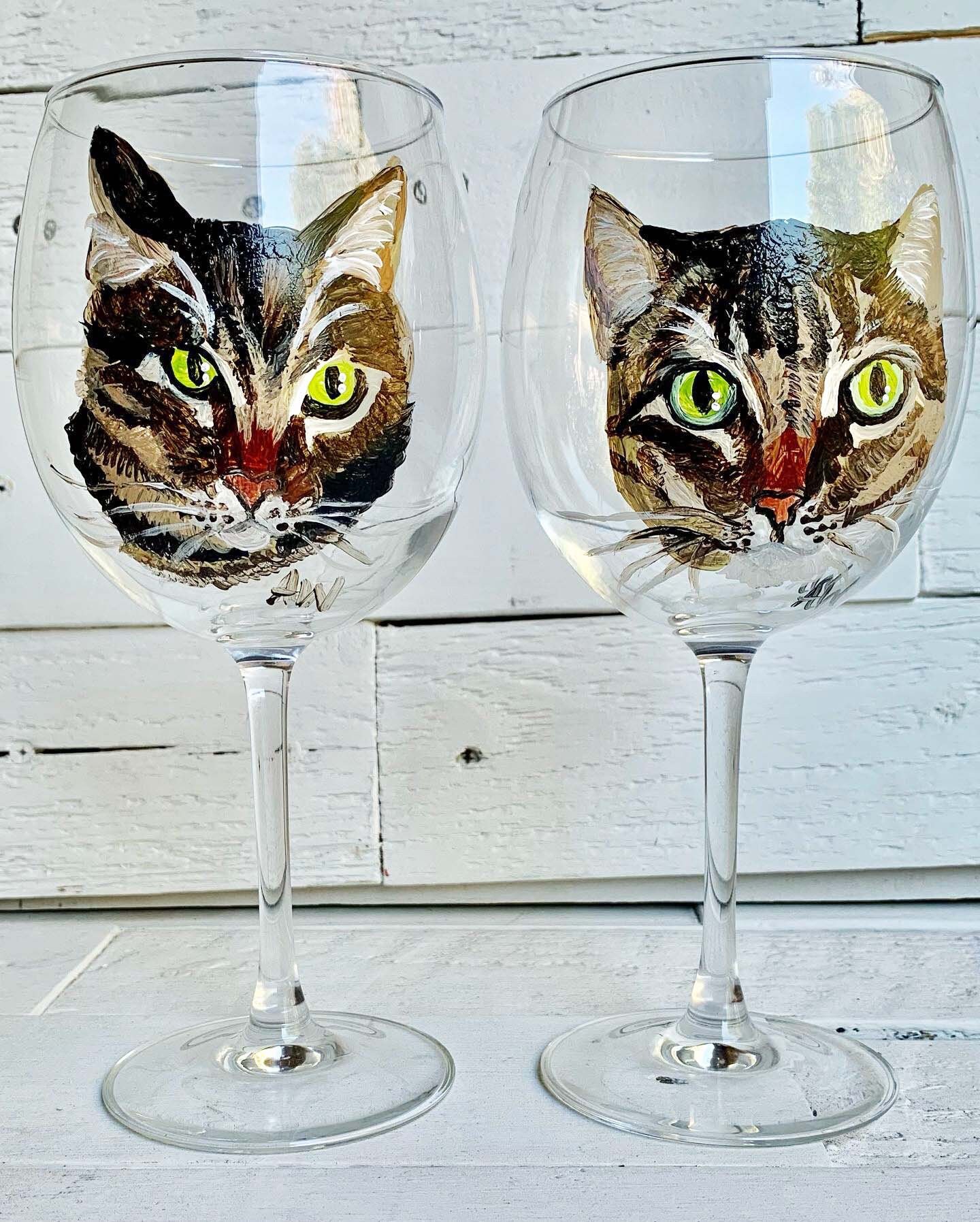 Custom Handpainted Cat Portrait Wine Glass From Photo, Christmas Gift for  Mom - Etsy