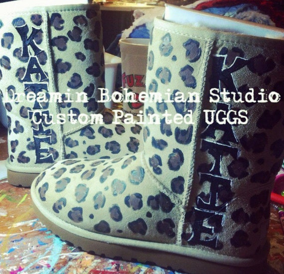 Painted Leopard Print Uggs with Your Name, Mountain Vacation Ugg Boots, Gift for Wife, Fiance, Girlfriend, Personalized Just for Her