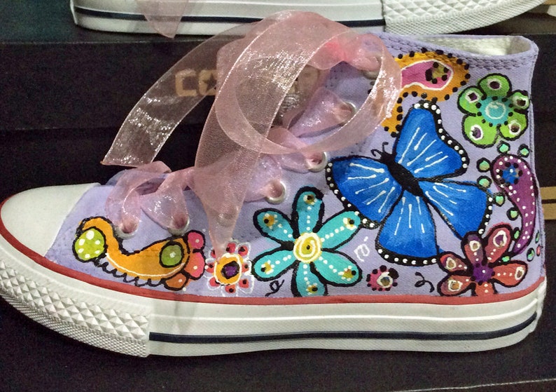 converse with little flowers