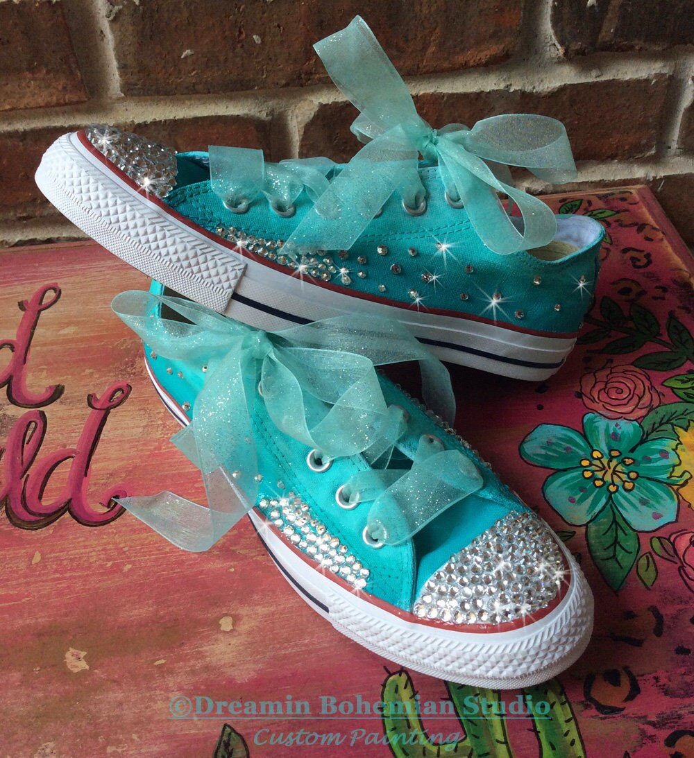 Aqua chucks sale