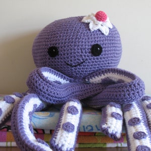 Octopus Novelty Pillow PDF PatternFREE pattern for mini octopus included image 4