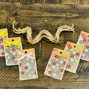 Handcrafted Mini Flower Gift Tag Set (6) - Perfect for Any Occasion and Present