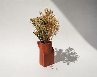 Geometrische betonnen vaas, architectonische sculptuur, minimalistische woondecoratie, handgemaakte brutalistische bloemenvaas, modern kunstobject