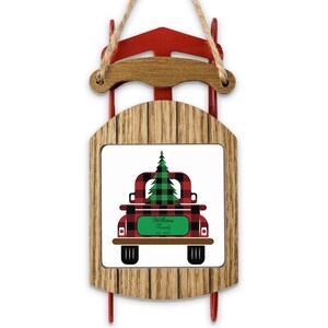 Adorno de trineo navideño personalizado, trineo con nombre de familia personalizado, decoración navideña, decoración navideña rústica, adorno de árbol de regalo