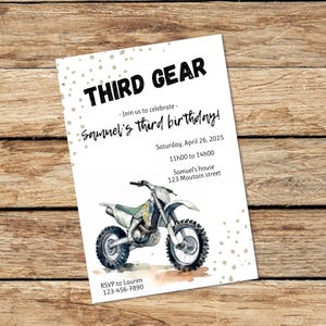 Third Gear 編集可能な誕生日招待状カード、3 歳、3 周年パーティー招待状テンプレート、すぐに編集可能、印刷可能なデジタル