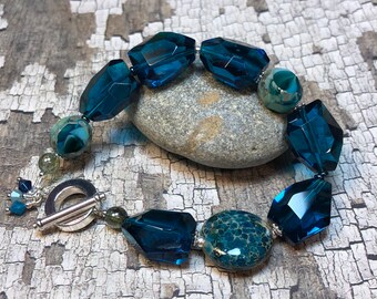 bold chunky blue glass beaded bracelet, sophisticated blue boho luxe glass bead bracelet, NAVA bracelet, great gift idea, everyday wear