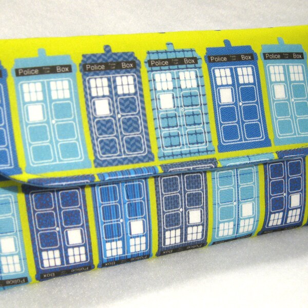 Tardis wallet Dr Who themed clutch billfold inspired police call box