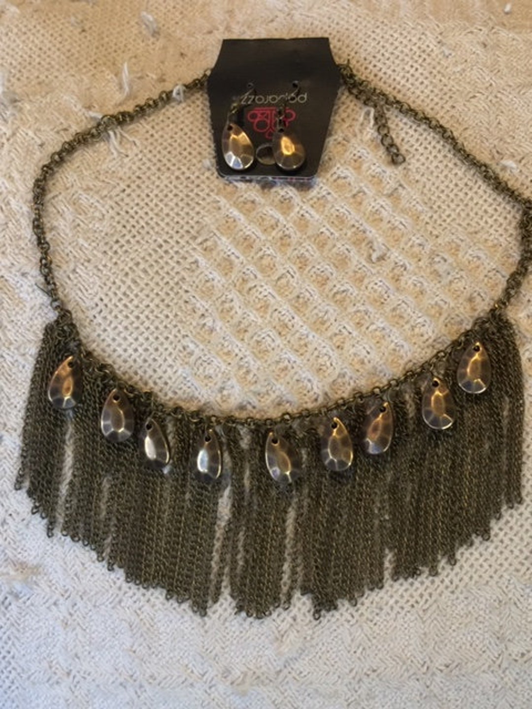 Vixen conviction brass necklace deals