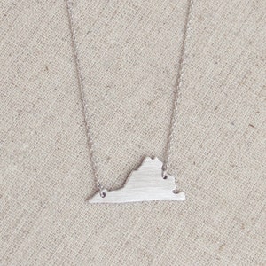 Virginia state necklace brushed silver or gold image 2