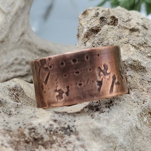 Simple Distressed Copper Ring, Men's copper ring, personalized unisex copper band, men's rustic jewelry gift for husband simple ring for man image 1
