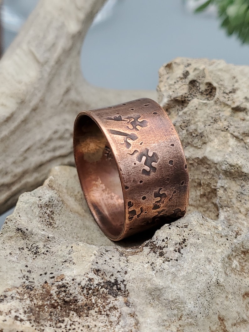 Simple Distressed Copper Ring, Men's copper ring, personalized unisex copper band, men's rustic jewelry gift for husband simple ring for man image 4