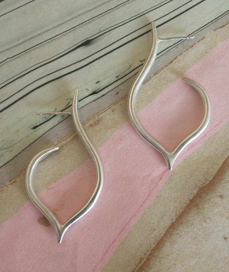 simple sterling curved earrings image 3