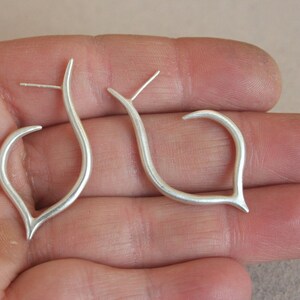 simple sterling curved earrings image 2