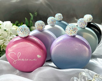 Flasque de demoiselle d'honneur personnalisée : acier inoxydable scintillant, couvercle en strass