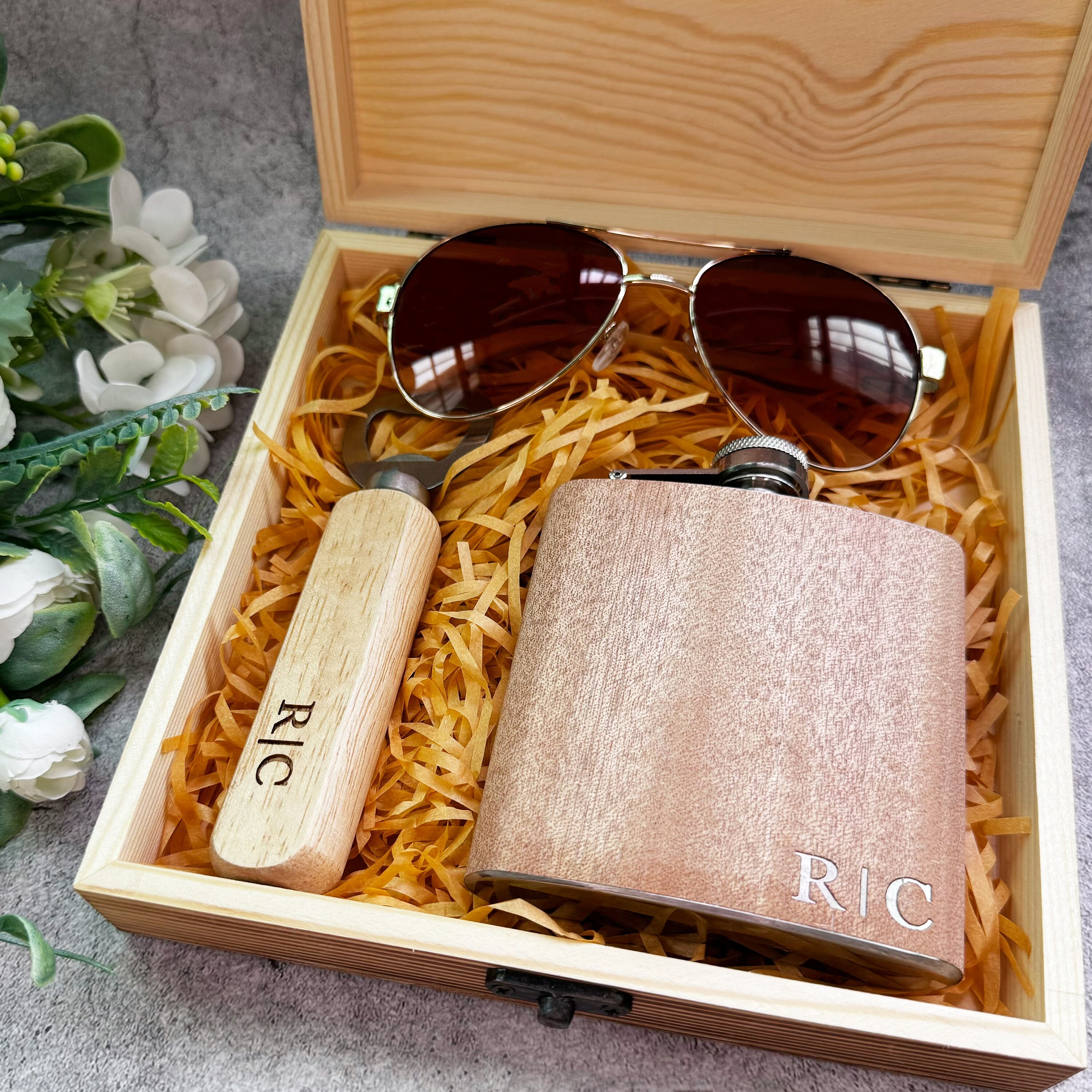 Personalized Groomsman Gift Set, Wooden Sunglasses, Leather Flask - Etsy