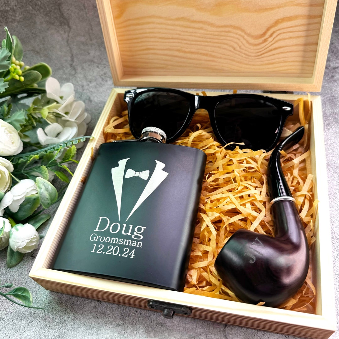 Personalized Groomsmen Gift Set: Wooden Sunglasses Leather Flask