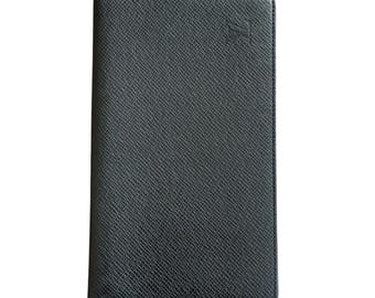 Louis Vuitton Black Taiga Leather Large Long Wallet Passport Card Holder