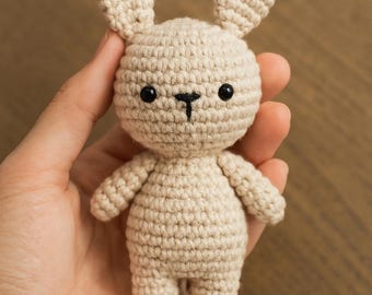 かぎ針編みのミニあみぐるみウサギのパターン：初心者向け簡単チュートリアル（PDFダウンロード）