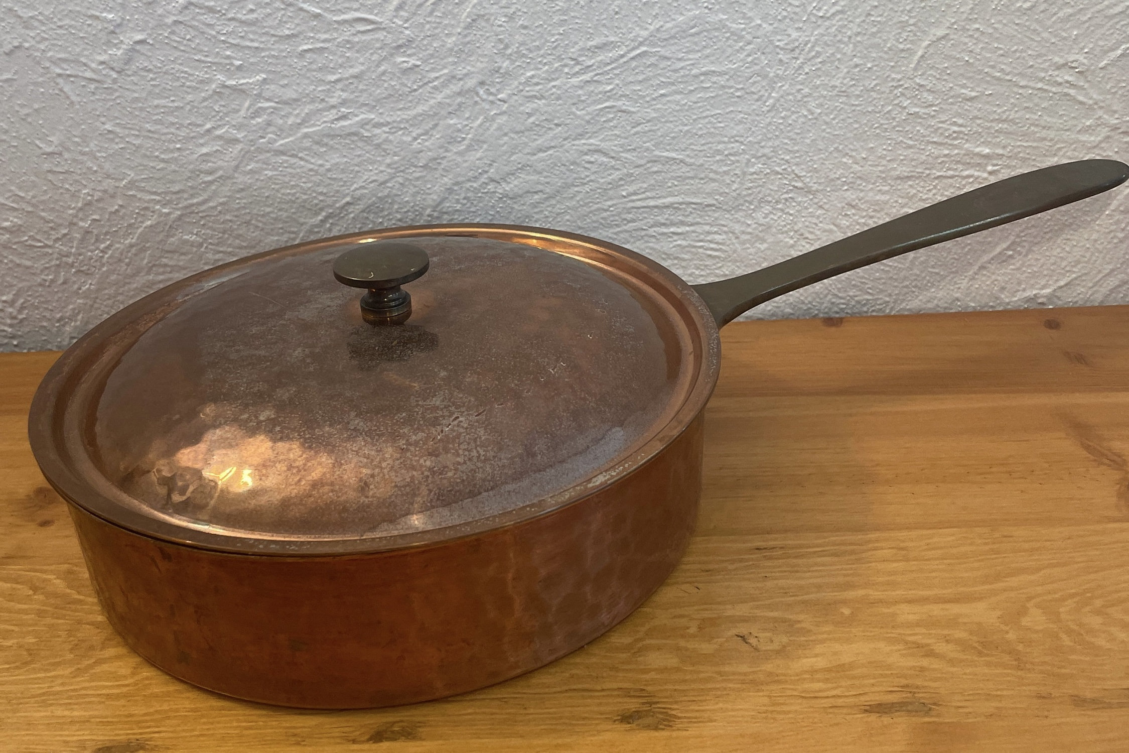 Vintage Stockli Netstal Swiss Made Hammered Copper Pan With Lid