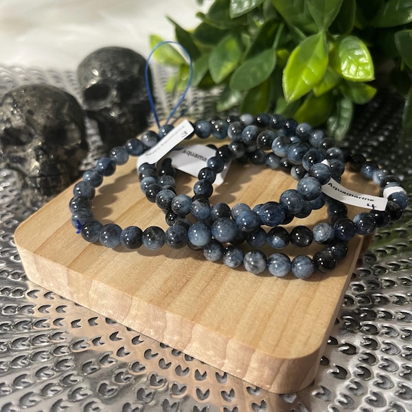 Aquamarine des Teufels Dehnbares Armband | Schwarzer Beryll Einschlüsse