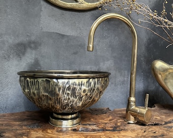 Antique Brass Bathroom Vessel sink