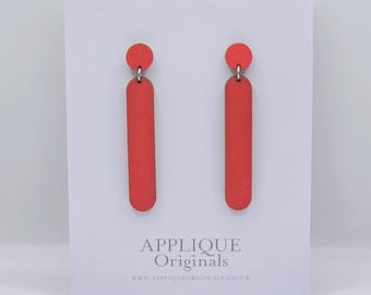 Pendientes largos de madera Luna pintados a mano.