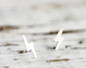 Small lightning bolt studs - sterling silver earrings