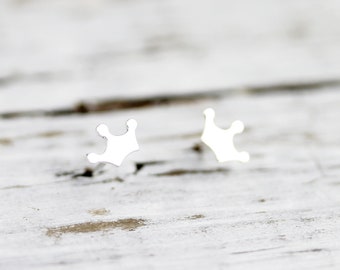 Tiny crown studs - sterling silver earrings