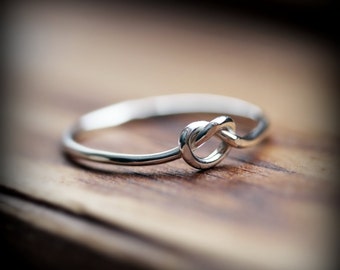 Knot ring 18 gauge - recycled sterling silver ring