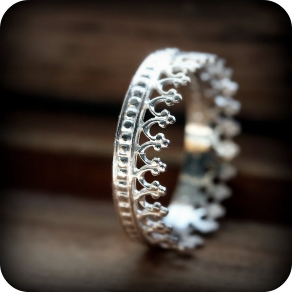 Crown ring 03 - sterling silver ring