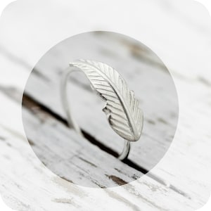 Feather ring -  sterling silver ring