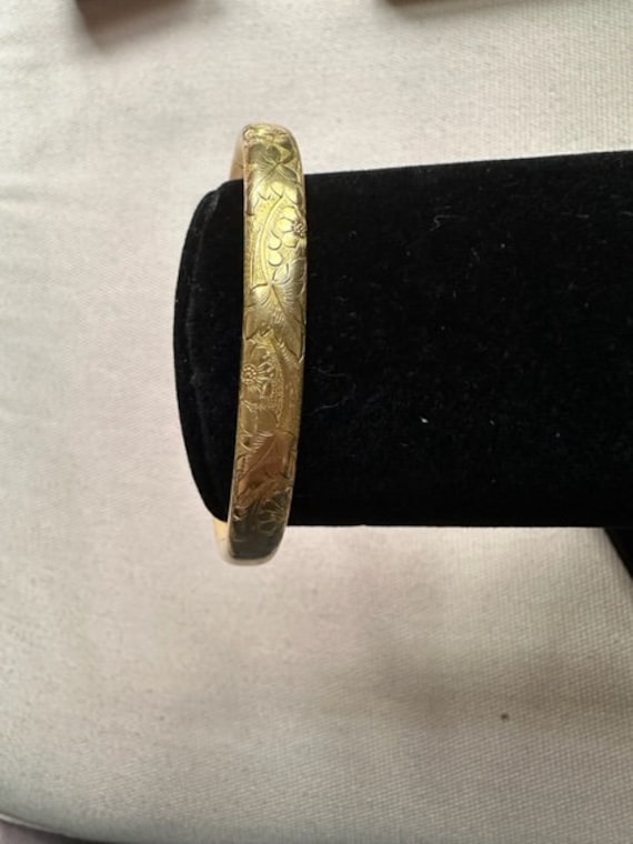 12k Gold filled bangle bracelet w/floral