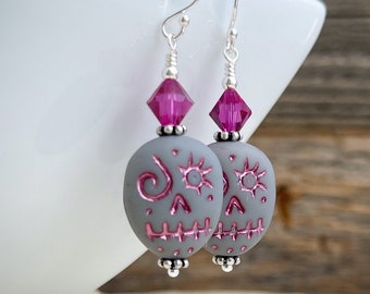 Gray and Fuchsia Sugar skull earrings, Sterling silver Czech Glass jewelry, Día de los Muertos, Day of the Dead, Halloween gift for her,