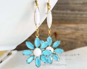 Aqua Blue Daisy flower earrings, Vintage Rhinestone Jeweled earrings, Turquoise Blue and white earrings, unique jewelry, Gift for her