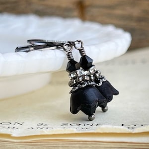 Black Bell flower earrings, Noir Dark Romantic floral earrings, Gunmetal jewelry, Victorian style gothic jewelry, Gift for her