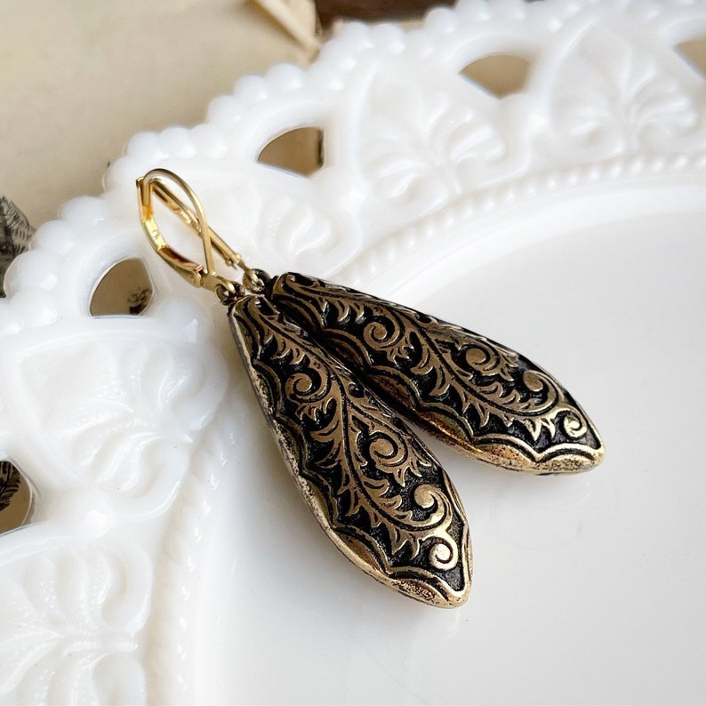 Gold Victorian Style Teardrop earrings, Vintage Style Gold Chunky earrings, Filigree etched earrings, Long drop earrings, Gold and black image 8