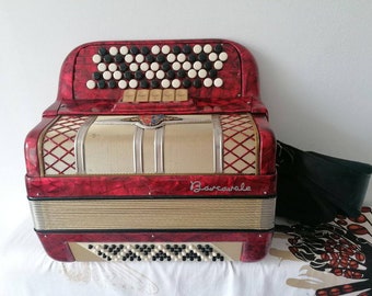 button accordion