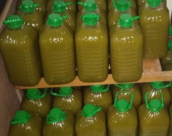 Olio extra vergine di oliva marocchino, direttamente dalla fattoria degli ulivi. Pressato a freddo, naturale e biologico. Puri, antiossidanti, di prima pressatura e di altissima qualità