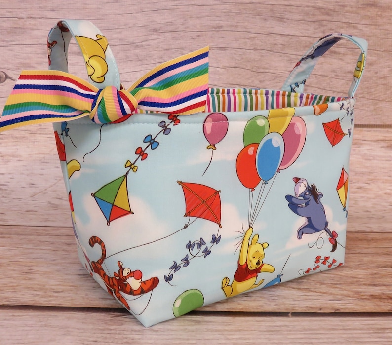 Storage And Organization Winnie The Pooh Balloon Friends Image 0