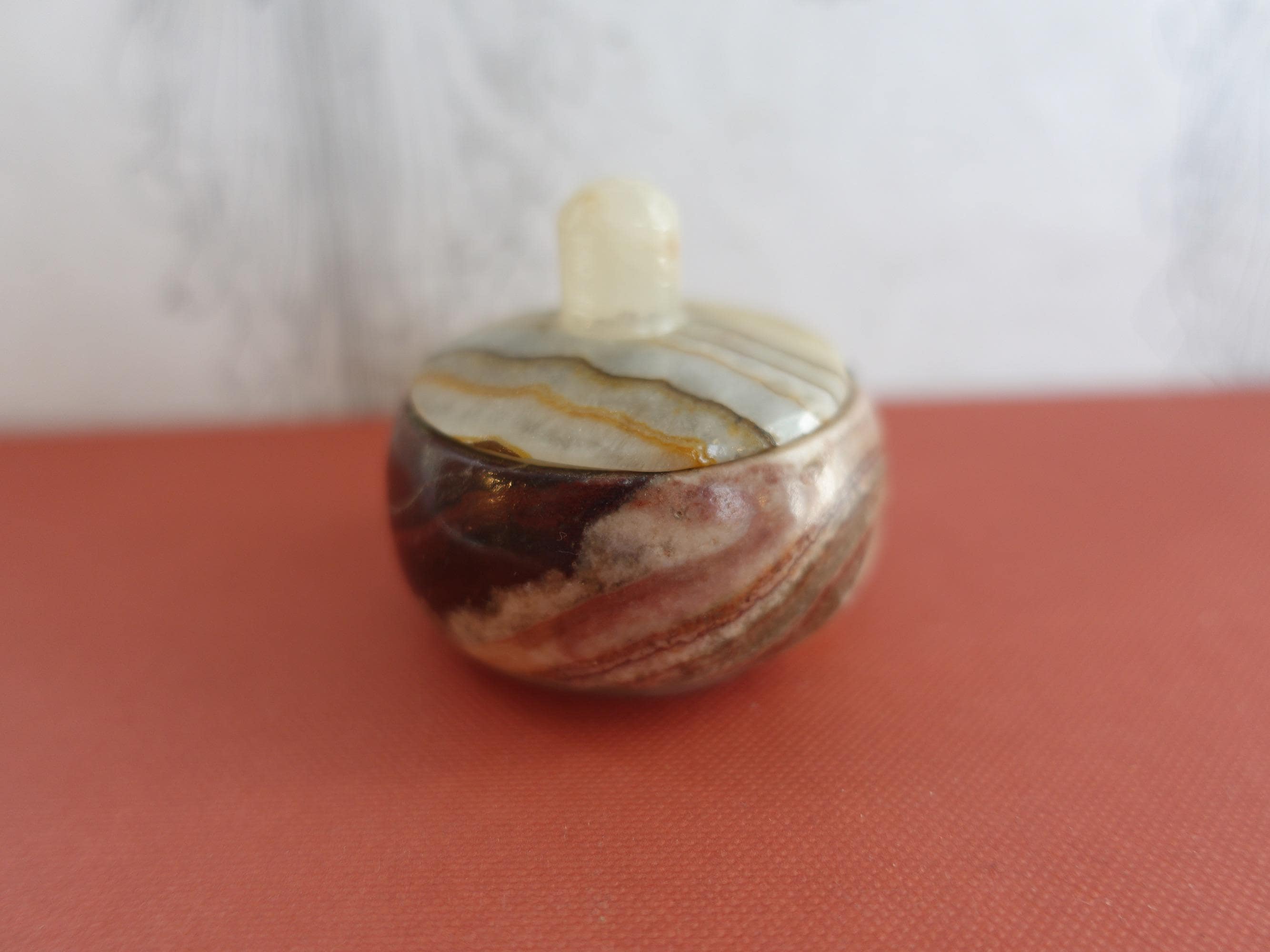 Vintage Round Onyx Trinket Box, Small Stone Box for Jewelry - Etsy
