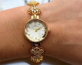 Emily 14k Gold Watch, Dainty Watch, Vintage Style Watch, Dainty watch, Womens Gold Watch, Gift for Her, Her Birthday, Gift For Her, Wife