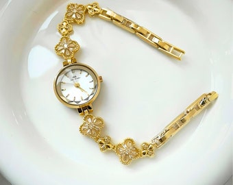 Emily 14k Golduhr, zierliche Uhr, Vintage-Stil-Uhr, zierliche Uhr, Damen-Golduhr, Geschenk für sie, ihren Geburtstag, Geschenk für sie, Frau